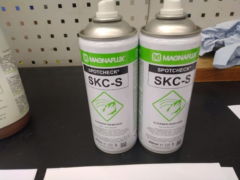 Reiniger-Spray für die Magnetpartikelprüfung